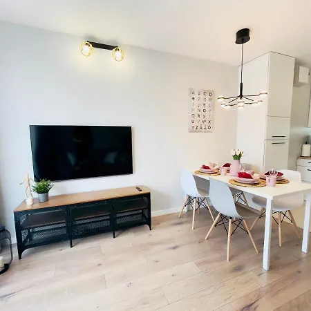 Golden Tobaco By Aparo - Winda, łóżeczko, Balkon, Atlas Arena, Zoo, Aquapark, Piotrkowska, Park, Dworzec Pkp, Ekspres Do Kawy Łódź