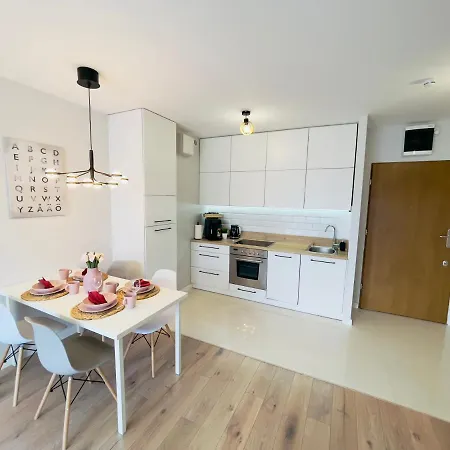 Apartament Golden Tobaco By Aparo - Winda, Lozeczko, Balkon, Atlas Arena, Zoo, Aquapark, Piotrkowska, Park, Dworzec Pkp, Ekspres Do Kawy