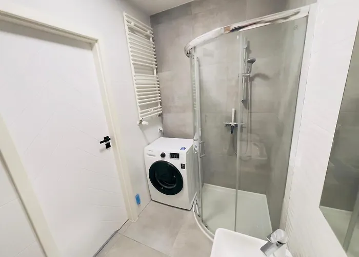 Golden Tobaco By Aparo - Winda, łóżeczko, Balkon, Atlas Arena, Zoo, Aquapark, Piotrkowska, Park, Dworzec Pkp, Ekspres Do Kawy